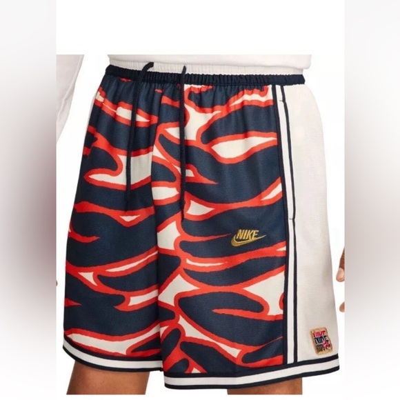 Nike Men’s Shorts size XXL New above knee - Picture 1 of 6